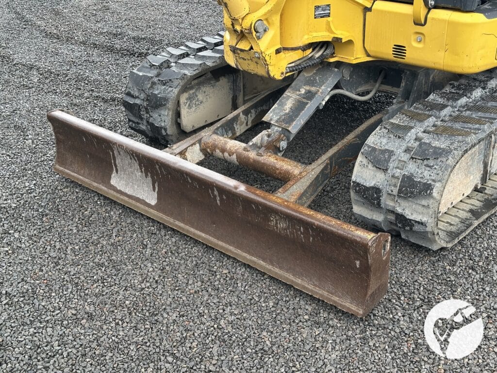 Miniescavatore Komatsu PC55-MR3 usato anno 2016 in vendita – DAMAC
