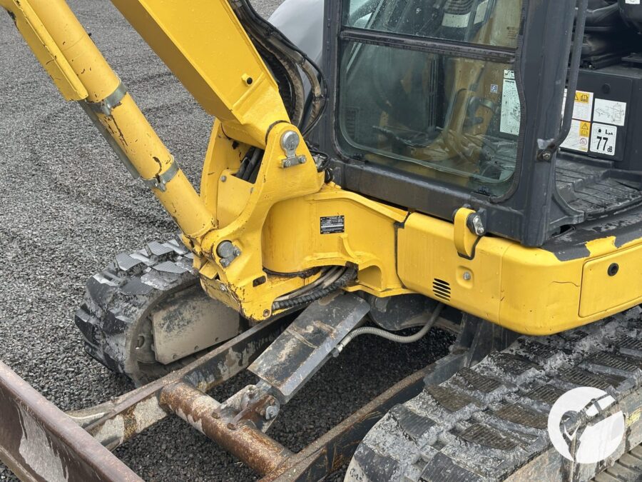 Miniescavatore Komatsu PC55-MR3 usato anno 2016 in vendita – DAMAC