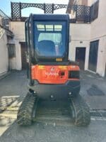 Miniescavatore Kubota U27-4 usato 2017 con cabina chiusa, girosagoma e impianto martello in vendita a Roma