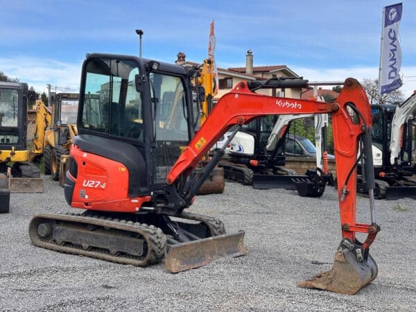 Escavatore usato Kubota U27-4 ideale per lavori edili e manutenzione stradale