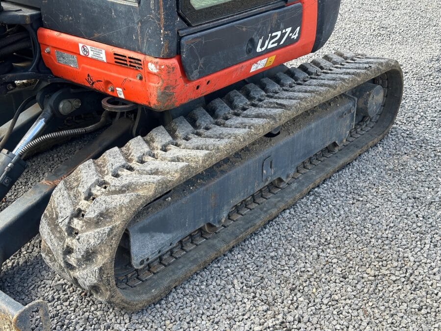 Kubota U27-4 dettaglio cingolo in gomma