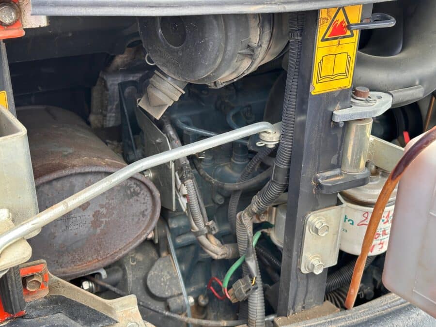 Kubota U27-4 dettaglio motore