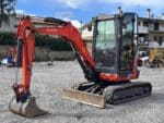 Miniescavatore Kubota U27-4 usato 2017 con cabina chiusa in vendita a Roma