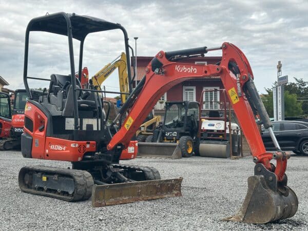 Miniescavatore Kubota KX016-4 usato del 2022 in vendita, DAMAC macchine movimento terra