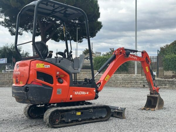 Miniescavatore Kubota KX016-4 usato del 2022 in vendita, DAMAC macchine movimento terra