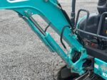 Miniescavatore Kobelco SK17SR usato 2021 con girosagoma, carro variabile e impianto martello in vendita a Roma
