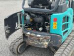 Miniescavatore Kobelco SK17SR usato 2021 con girosagoma, carro variabile e impianto martello in vendita a Roma
