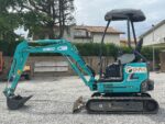 Miniescavatore Kobelco SK17SR usato 2021 con girosagoma, carro variabile e impianto martello in vendita a Roma