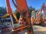 Escavatore cingolato FIAT KOBELCO E115SR usato 2003 con girosagoma, lama e impianto martello