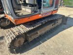 Escavatore cingolato FIAT KOBELCO E115SR usato 2003 con girosagoma, lama e impianto martello