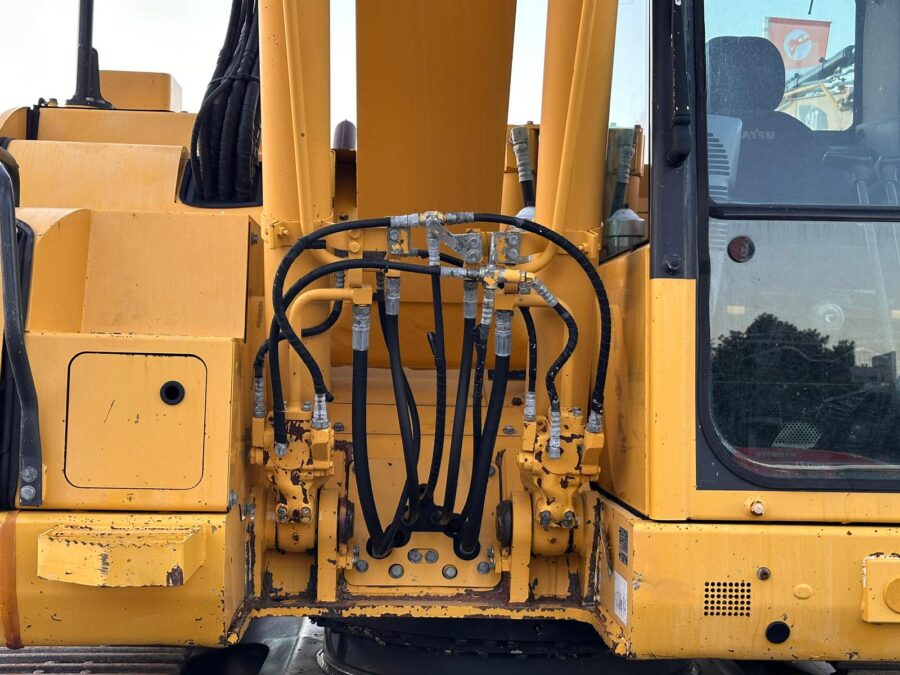 Used 2008 Komatsu PC138US-8 crawler excavator for sale in Rome, Italy