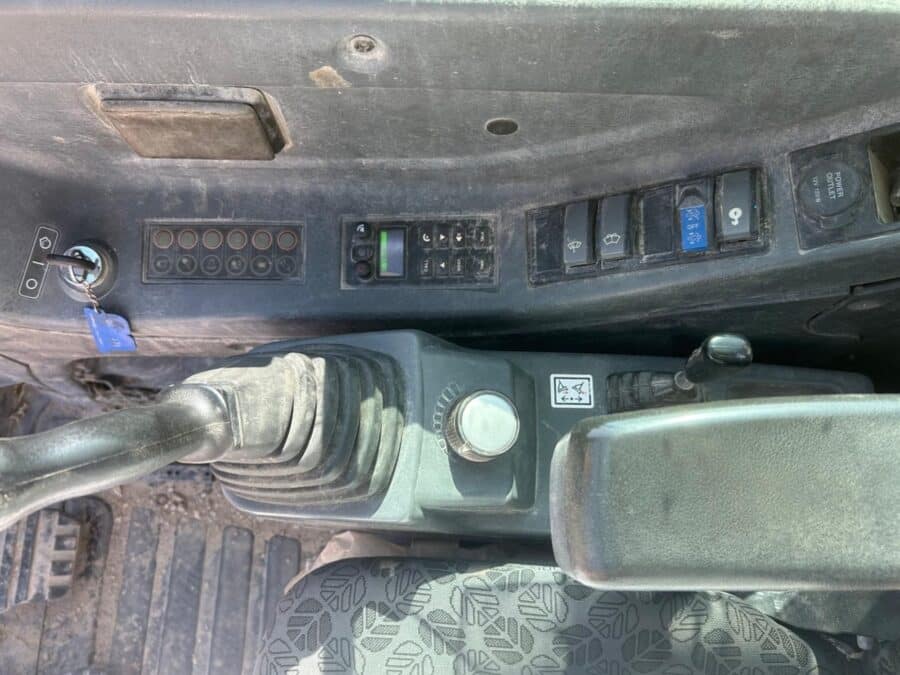 2017 New Holland E60C crawler excavator for sale in Rome, Italy