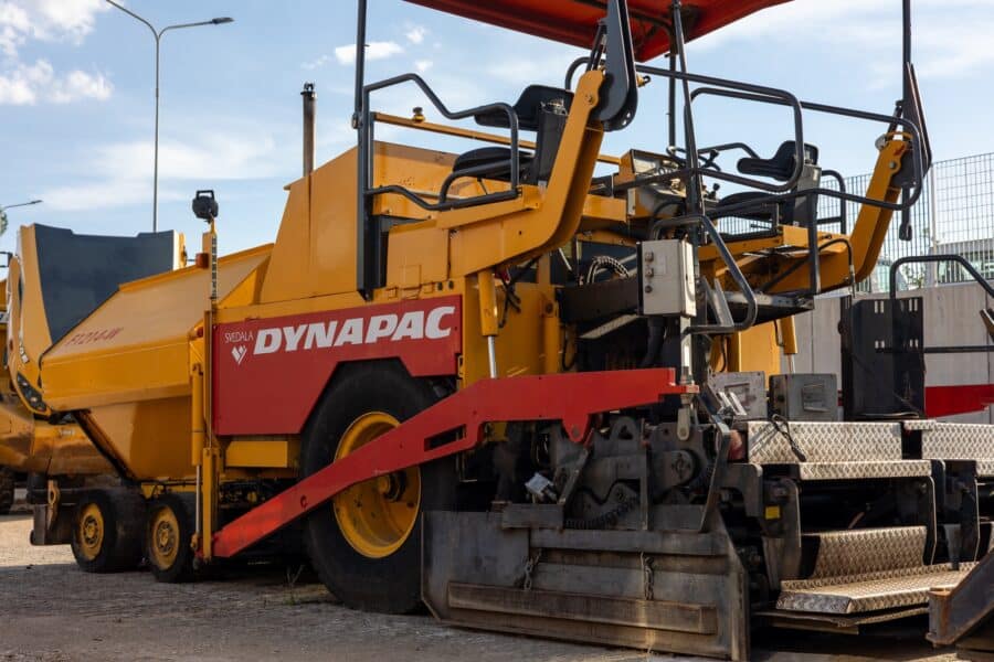 Used Dynapac F121-4W road paver year 2000 for sale in Rome, Italy
