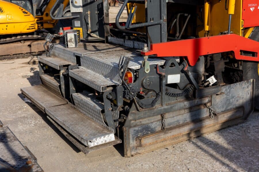 Used Dynapac F121-4W road paver year 2000 for sale in Rome, Italy