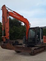 Escavatore cingolato Hitachi ZX70LC usato in vendita da DAMAC