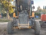 2005 JCB 3CX-4T rigid backhoe loader for sale in Rome, Italy - Front view
