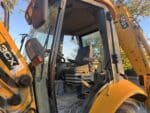 2005 JCB 3CX-4T rigid backhoe loader for sale in Rome, Italy - Cabin