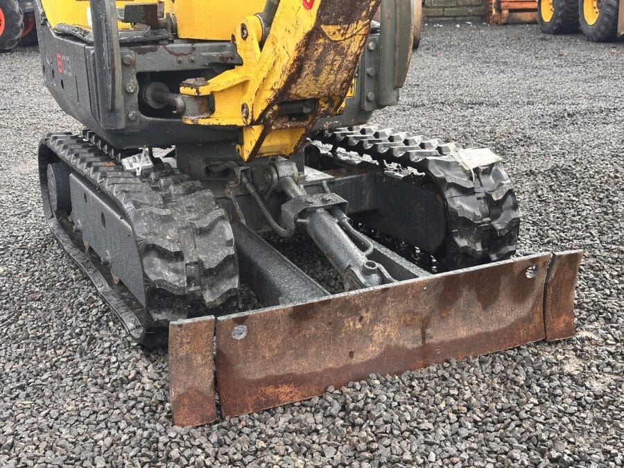 wacker neuson 803 e08-01 vista carro allargabile idraulicamente
