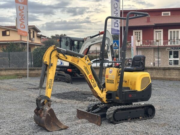 Miniescavatore wacker neuson 803 e08-01 vista principale