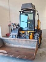 Vista frontal Cargadora de ruedas JCB 190HF en venta en DAMAC