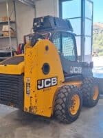 Vista trasera de la cargadora de ruedas JCB 190HF en venta en DAMAC