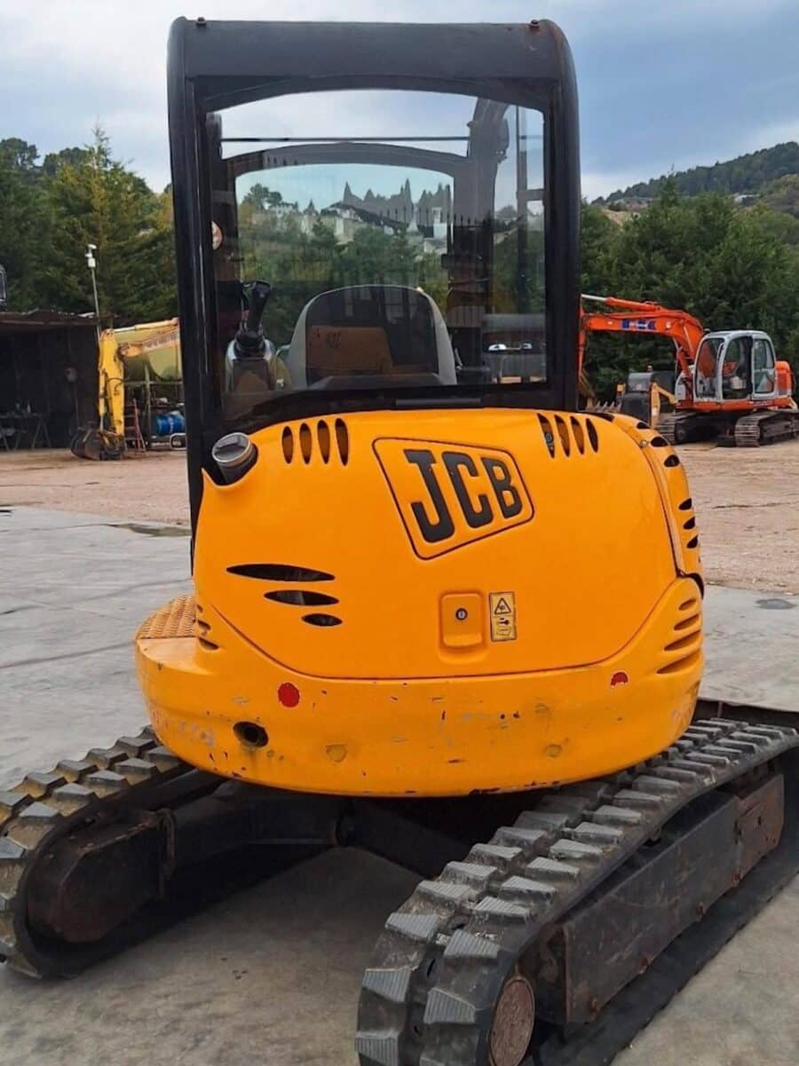 Cofano JCB 8030 ZTS usato in vendita da DAMAC