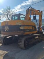 Vista posteriore JCB JS130 in vendita a Foggia