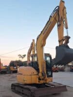 Widok z przodu Kompaktowa koparka Komatsu PC80MR na sprzedaż w DAMAC
