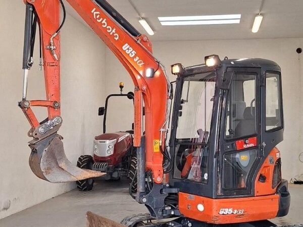 Miniescavatore Kubota U35-3a3 in vendita a Foggia