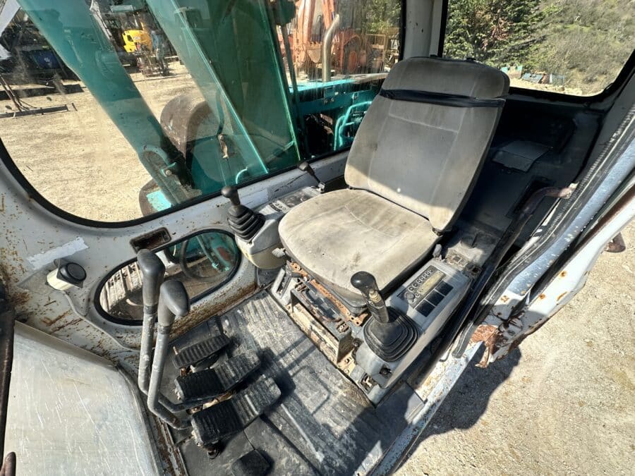 Used 1995 Kobelco SK60 mini crawler excavator for sale in Foggia, Italy