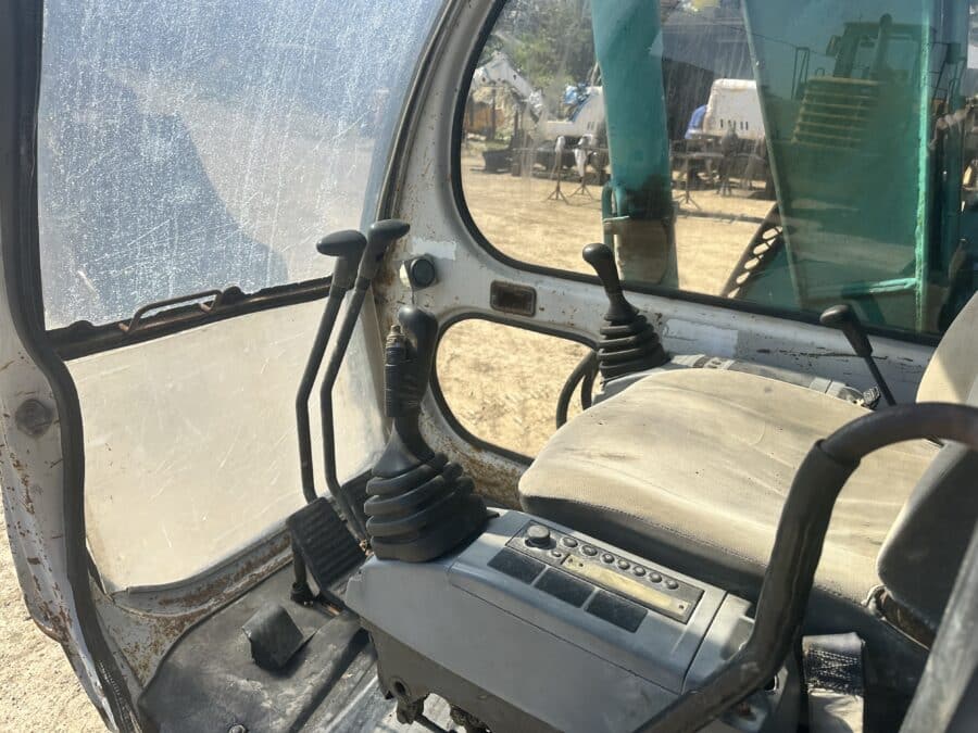 Used 1995 Kobelco SK60 mini crawler excavator for sale in Foggia, Italy
