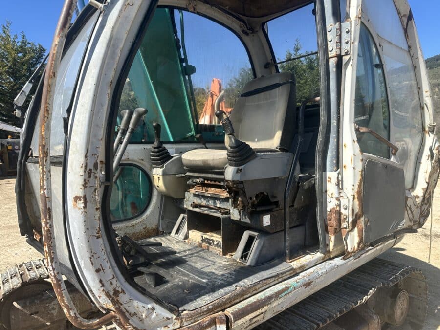Used 1995 Kobelco SK60 mini crawler excavator for sale in Foggia, Italy