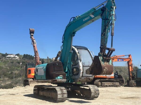 Used 1995 Kobelco SK60 mini crawler excavator for sale in Foggia, Italy
