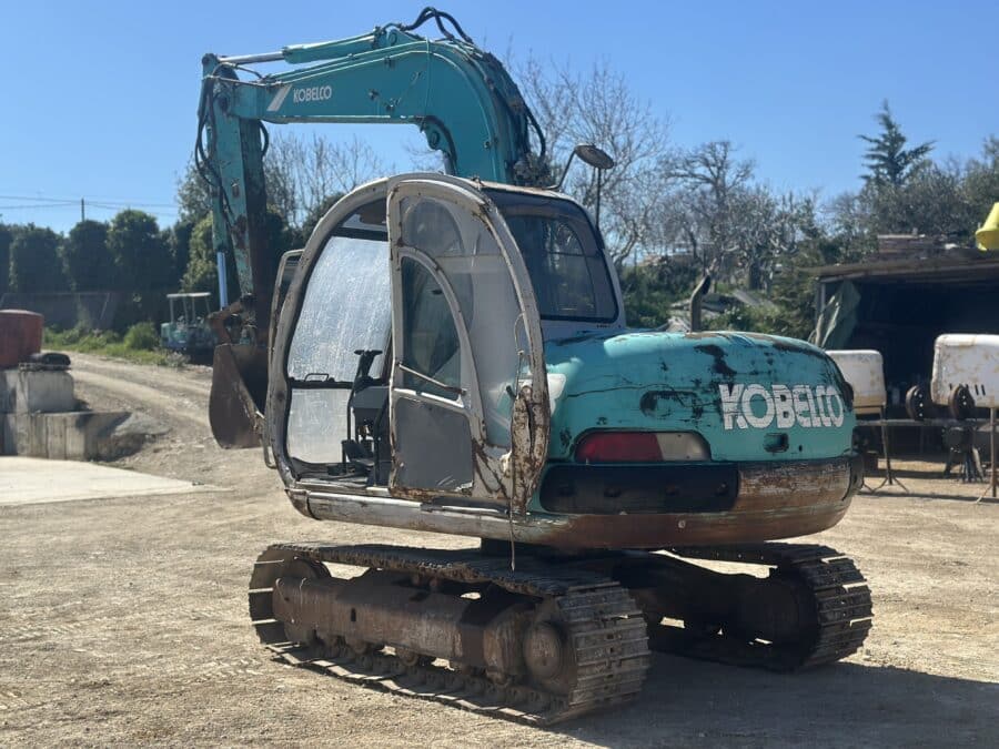 Used 1995 Kobelco SK60 mini crawler excavator for sale in Foggia, Italy