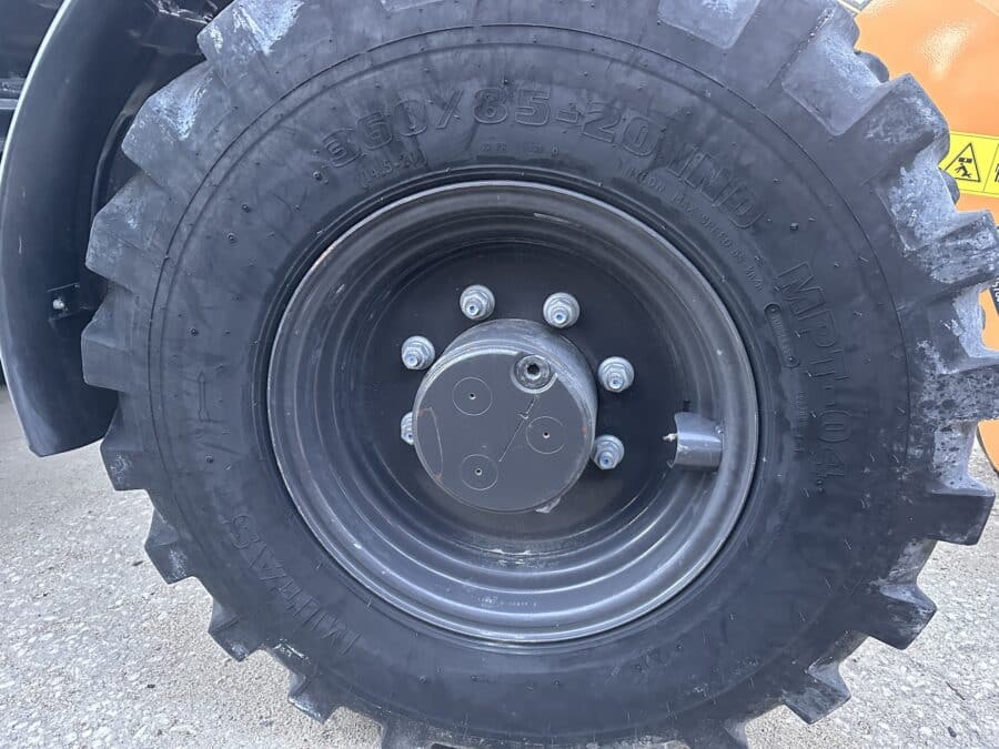 Used 2019 CASE 321F wheel loader for sale in Rome, Italy
