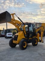 Terna JCB 2CX 2013 in vendita a Foggia - vista laterale