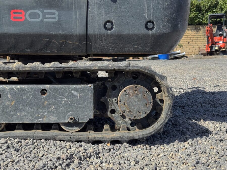 Carro variabile Wacker Neuson 803 dettaglio struttura cingolata