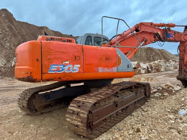 FIAT KOBELCO E305 Excavator