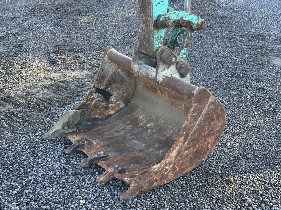 Detail bucket mini excavator IHIMER 40JX 2006