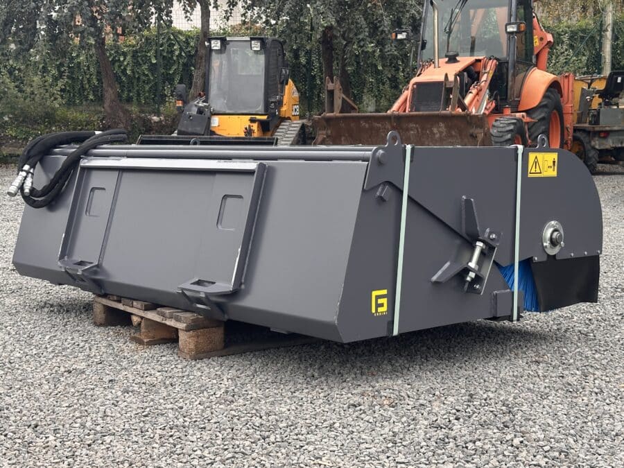 Vista laterale benna spazzatrice GF Gordini SX210