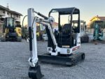 BOBCAT 323 con impianto martello idraulico installato