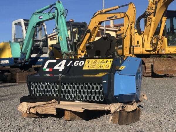 Decespugliatrice C4 A60 laterale