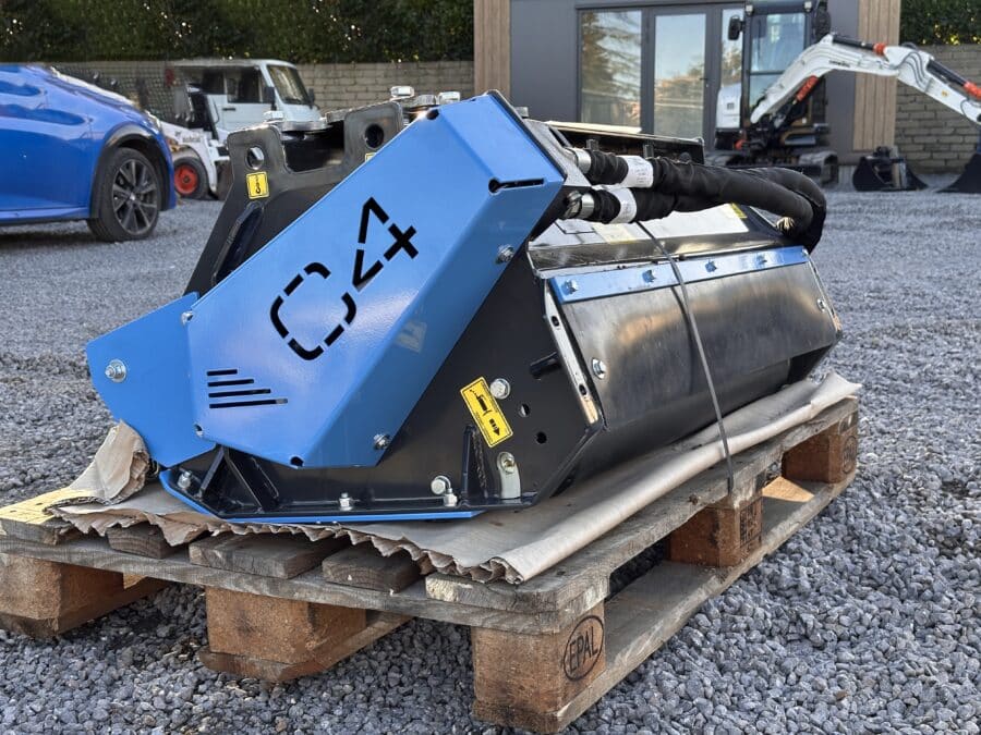 vista laterale delvrotore decespugliatrice c4 b110