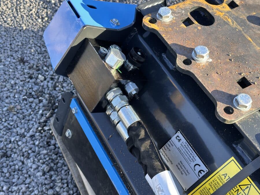 Decespugliatrice C4 B110 impianto idraulico