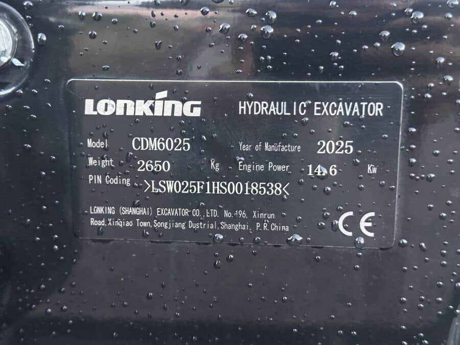 Lonking CDM6025 mini excavator new 2025 nameplate