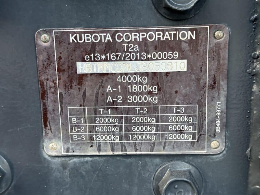 Trattore agricolo Kubota M5071 targhetta