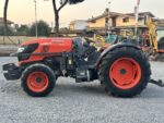 trattore Kubota M5071 2018 in fotografia laterale
