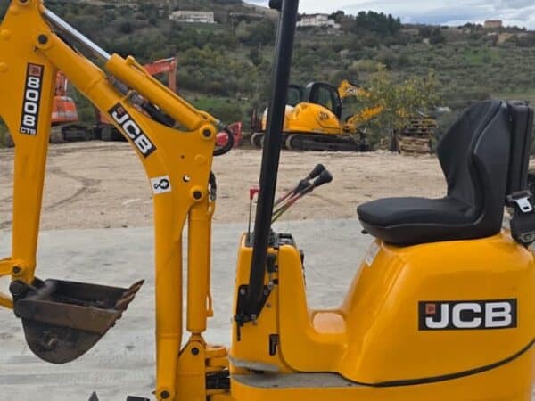 JCB 8008CTS 2015 mini excavator left side view