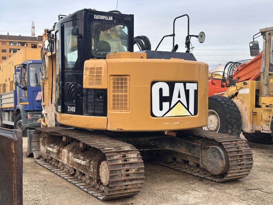 Escavatore Caterpillar 314D vista posteriore sinistra