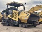 BOMAG BF600 P-2 finitrice gommata vista frontale in vendita a Roma